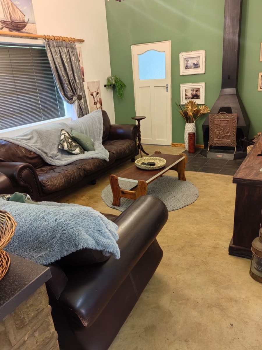 9 Bedroom Property for Sale in Lady Grey Eastern Cape